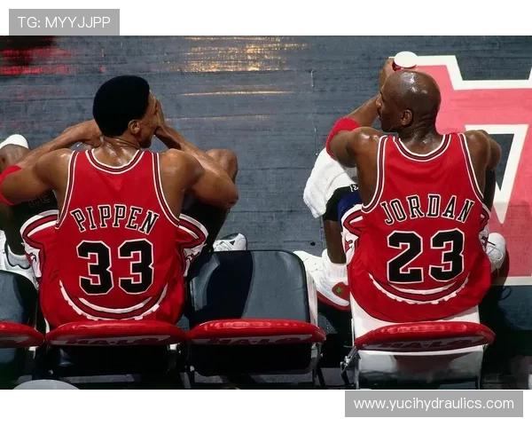 霍里：皮蓬防守强于乔丹帮助赢球